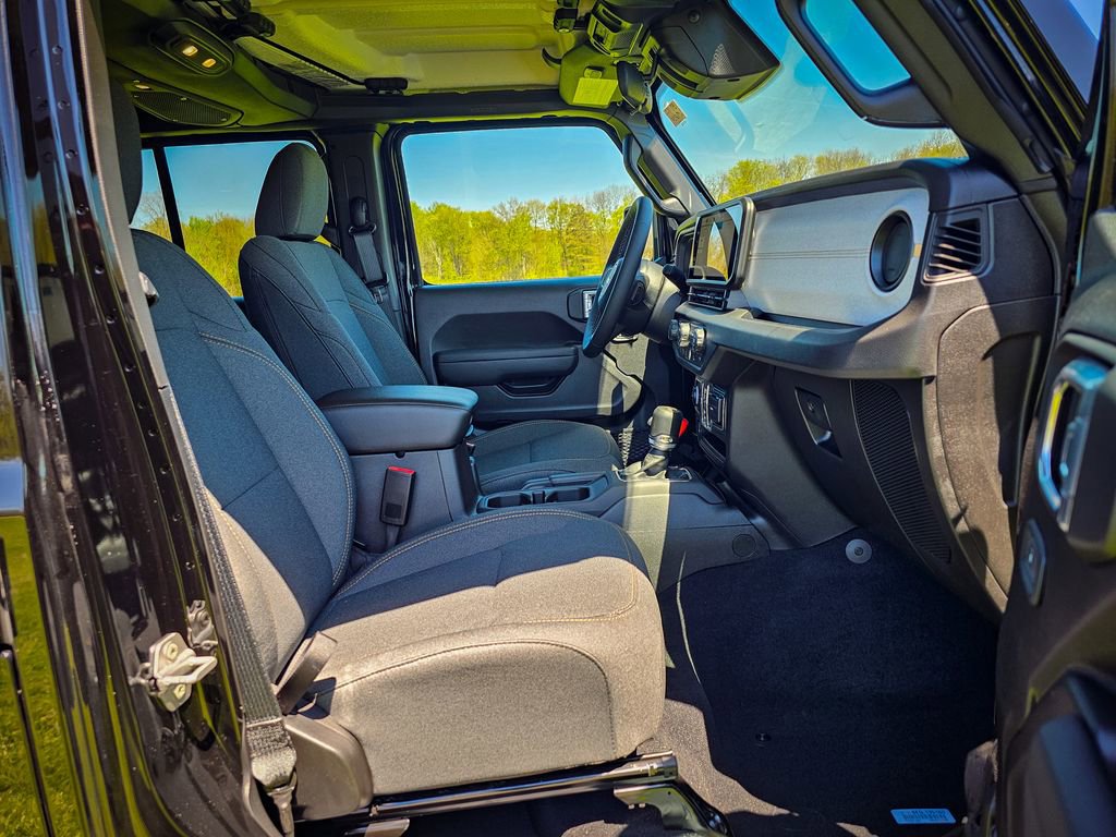 New 2026 Jeep Wrangler Unlimited Sport AWD/4WD image 35