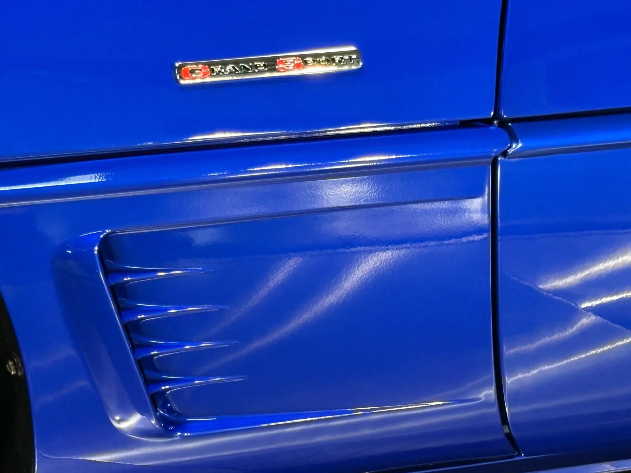 Used 1996 Chevrolet Corvette Convertible RWD image 16
