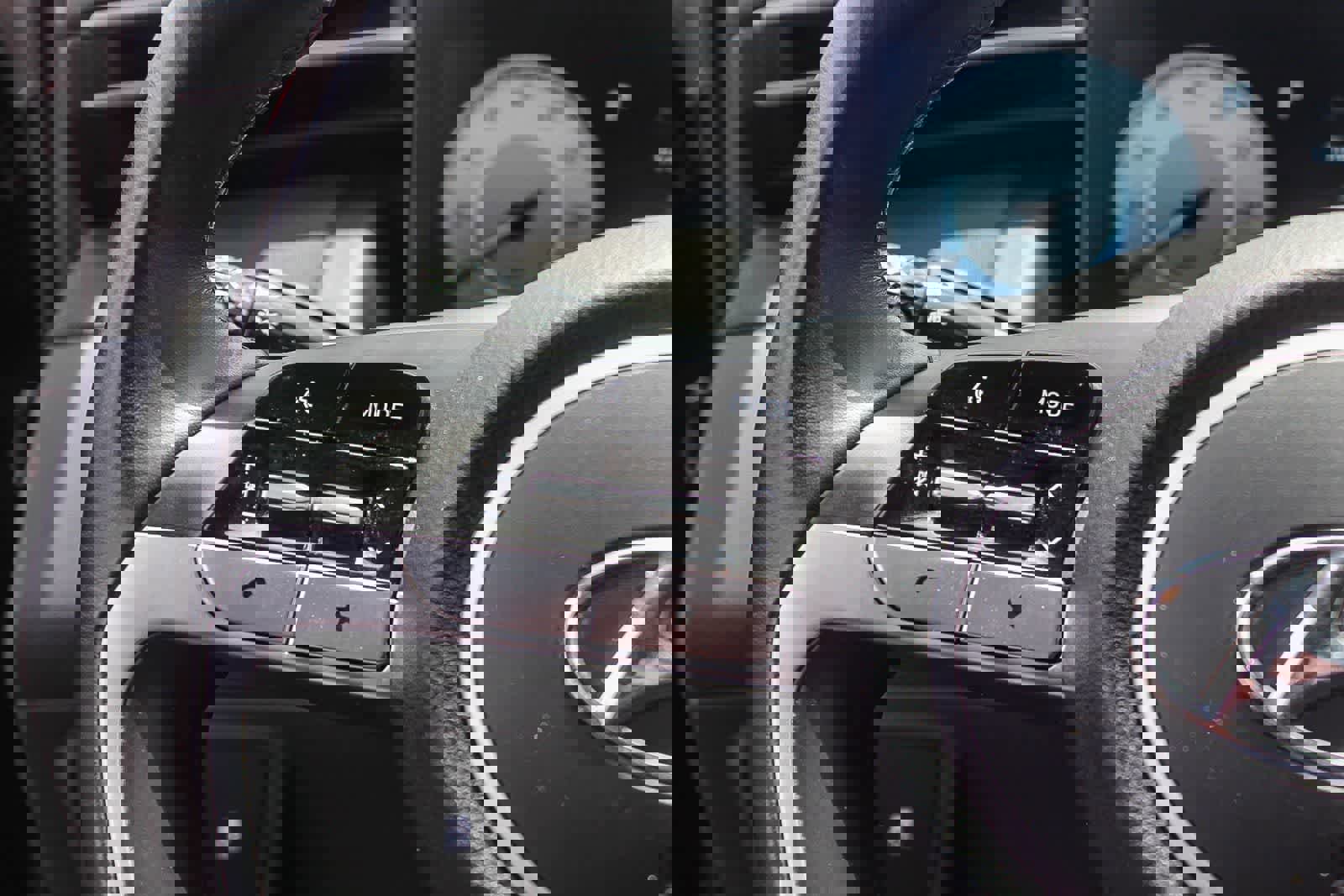 Certified 2024 Hyundai Tucson SEL w/ Convenience Package FWD image 32