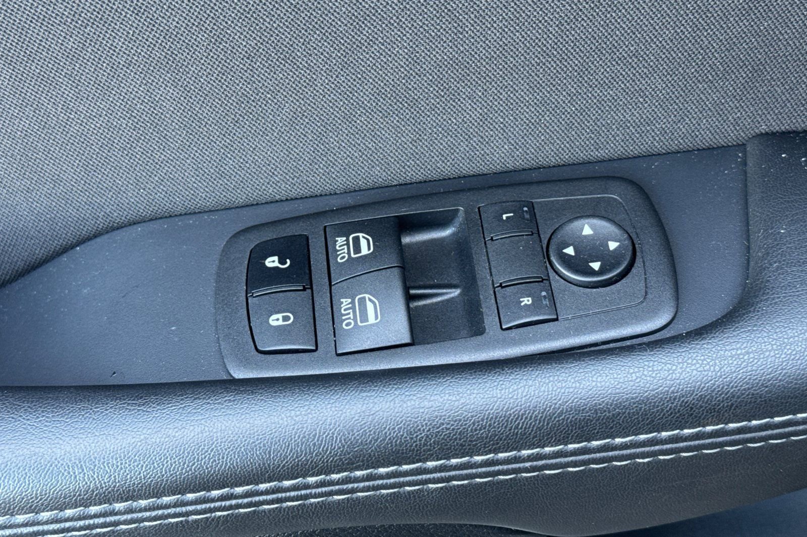 Used 2023 Dodge Challenger GT image 13