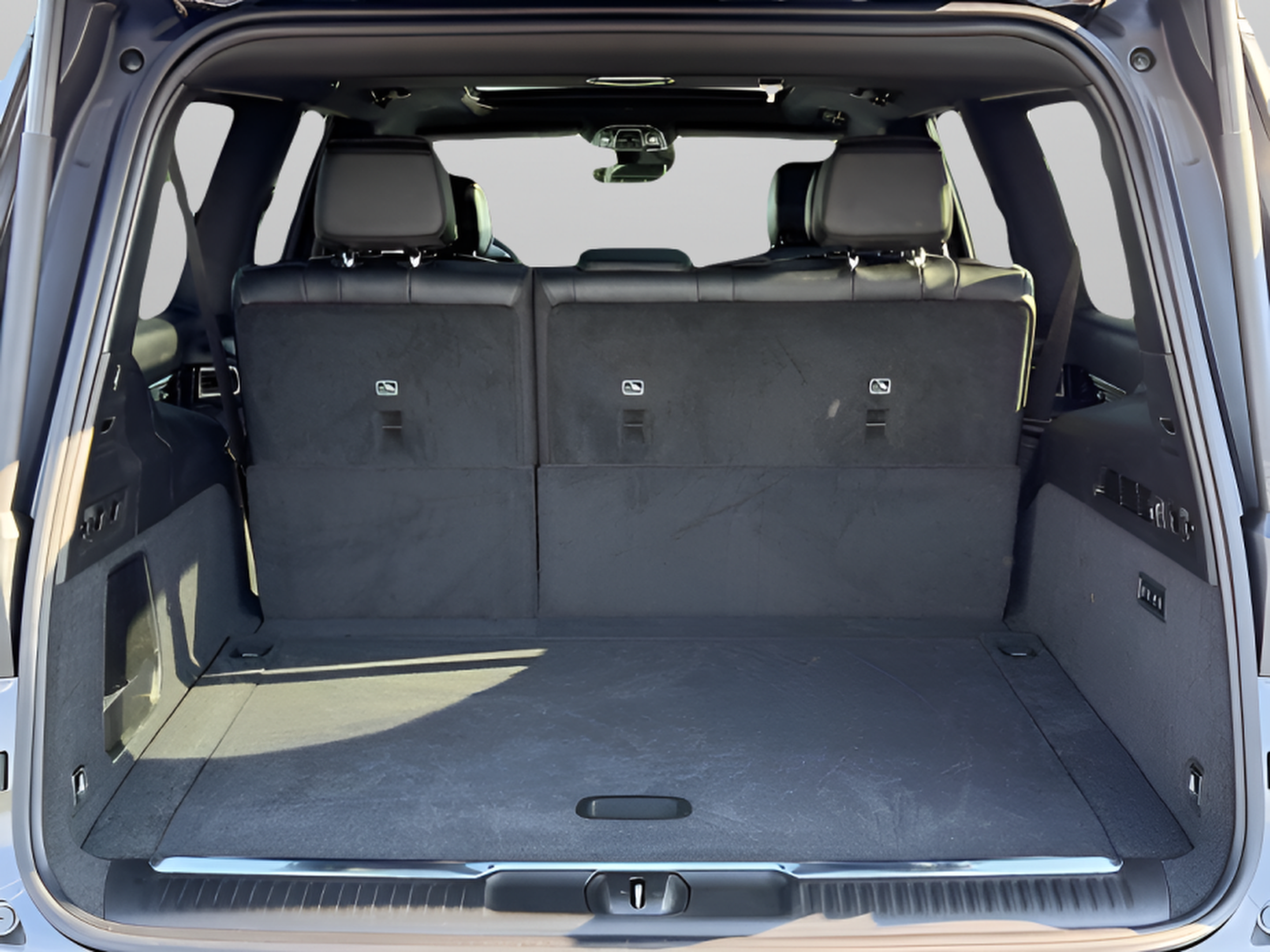 New 2026 Jeep Grand Wagoneer L Summit w/ 8-Passenger Seating Package AWD/4WD image 8