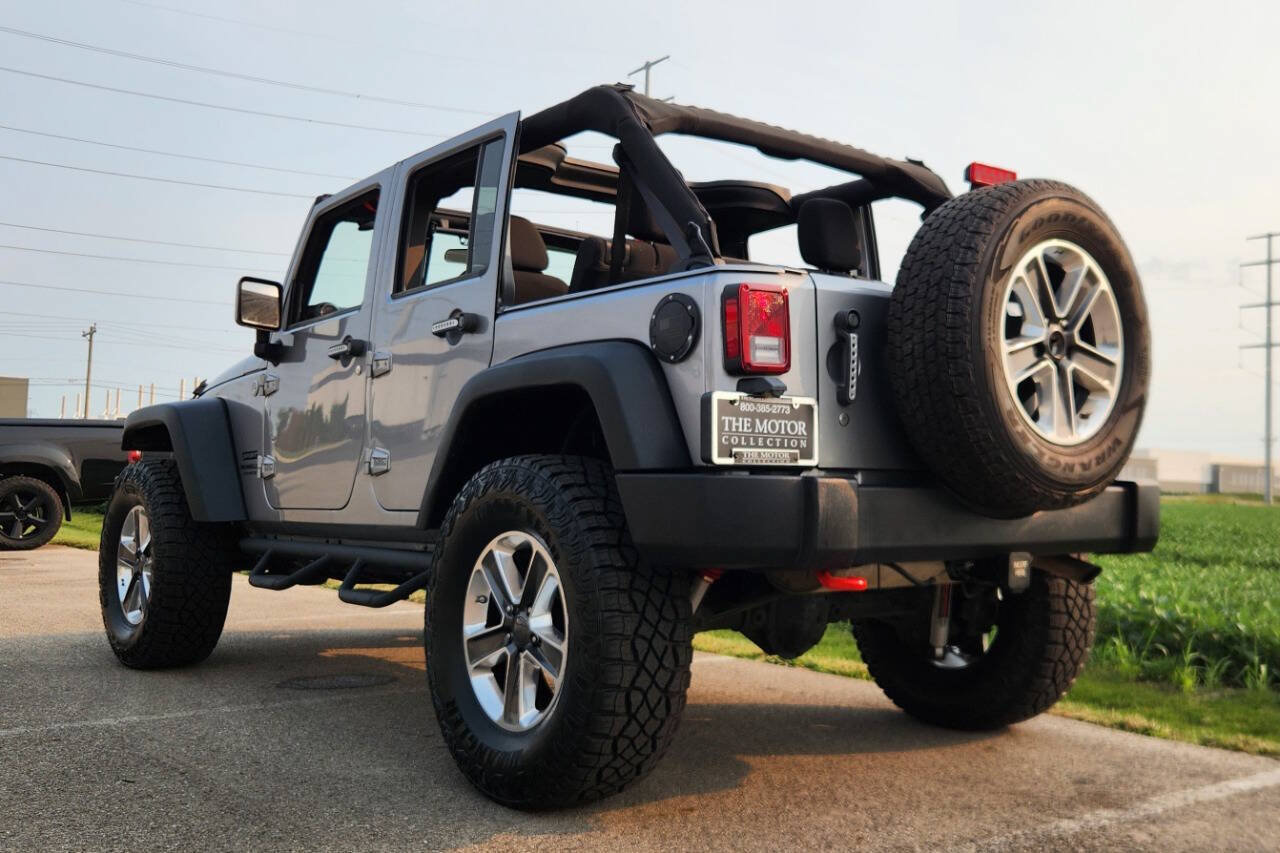 Used 2016 Jeep Wrangler Unlimited Sport w/ Connectivity Group AWD/4WD image 3