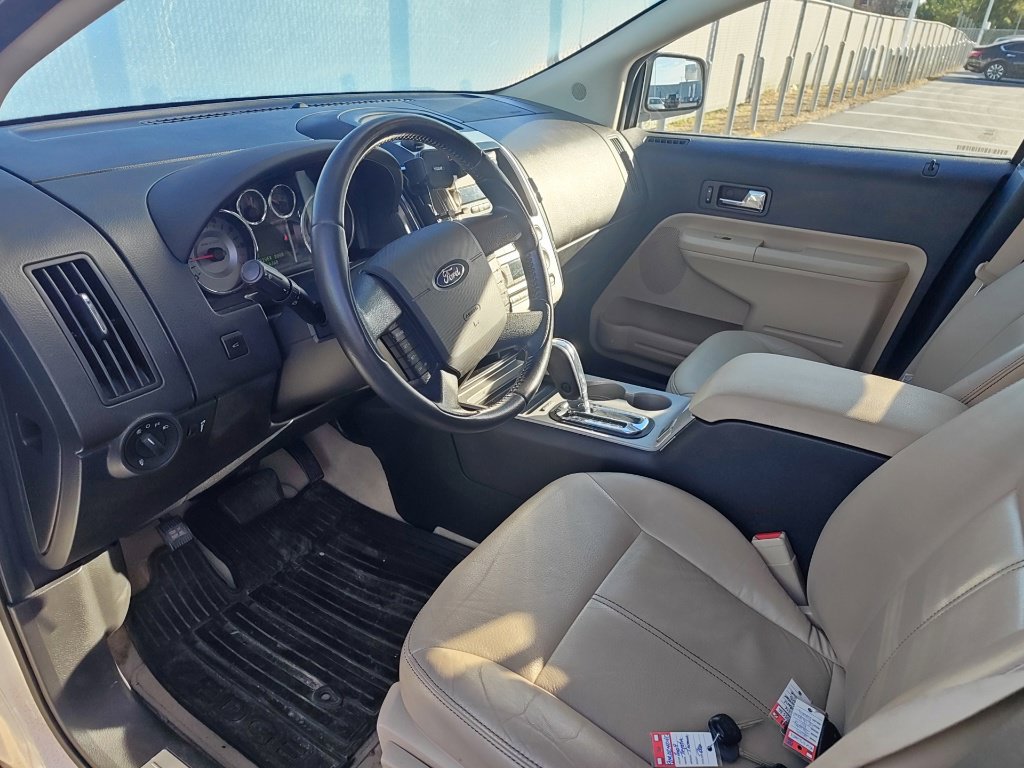Used 2010 Ford Edge Limited FWD image 9