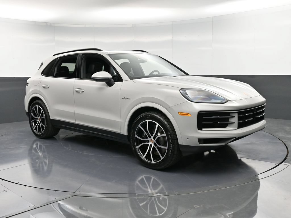 Certified 2026 Porsche Cayenne E-Hybrid AWD/4WD image 10
