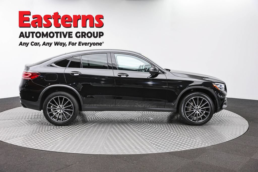 Used 2023 Mercedes-Benz GLC 300 4MATIC Coupe image 4