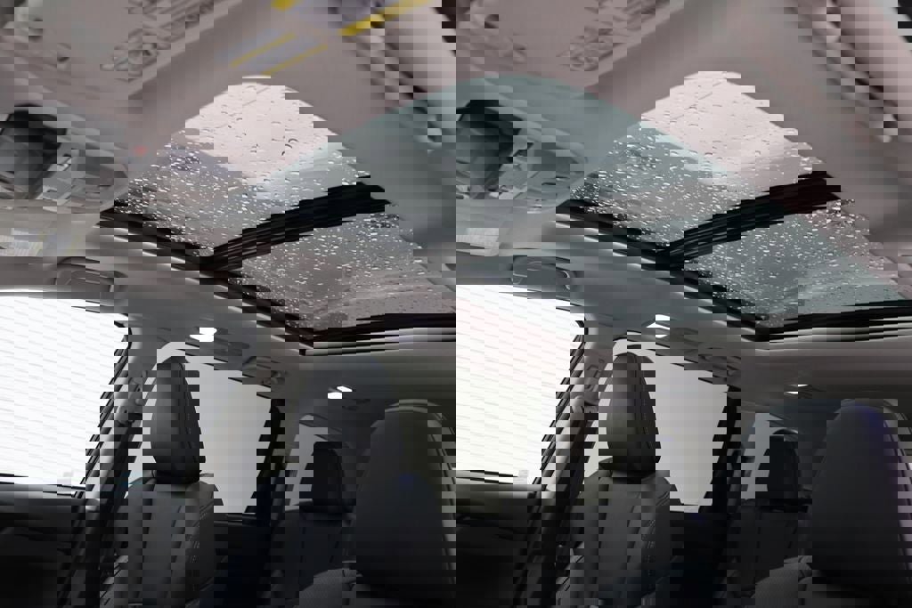 Used 2022 Subaru Ascent Limited w/ Technology Package image 18