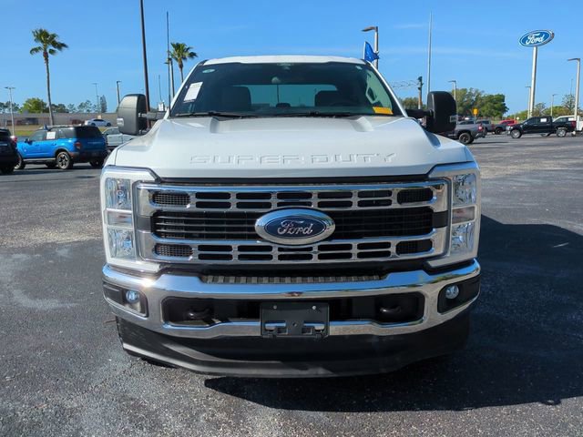 Certified 2025 Ford F250 XLT AWD/4WD image 3