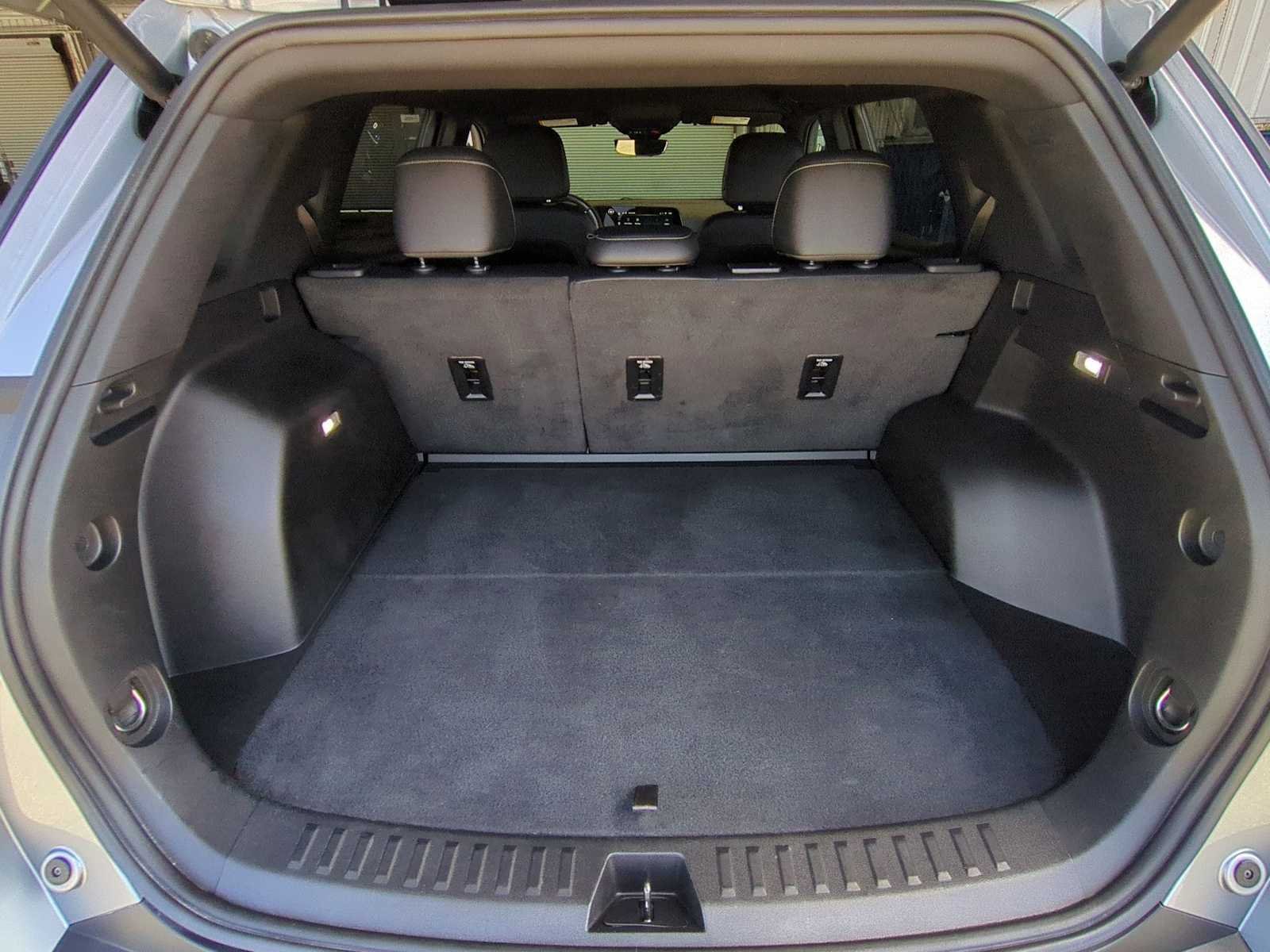 Used 2025 Chevrolet Equinox LT w/ Convenience Package II FWD image 25