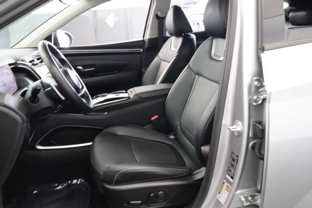Used 2023 Hyundai Tucson Limited FWD image 19