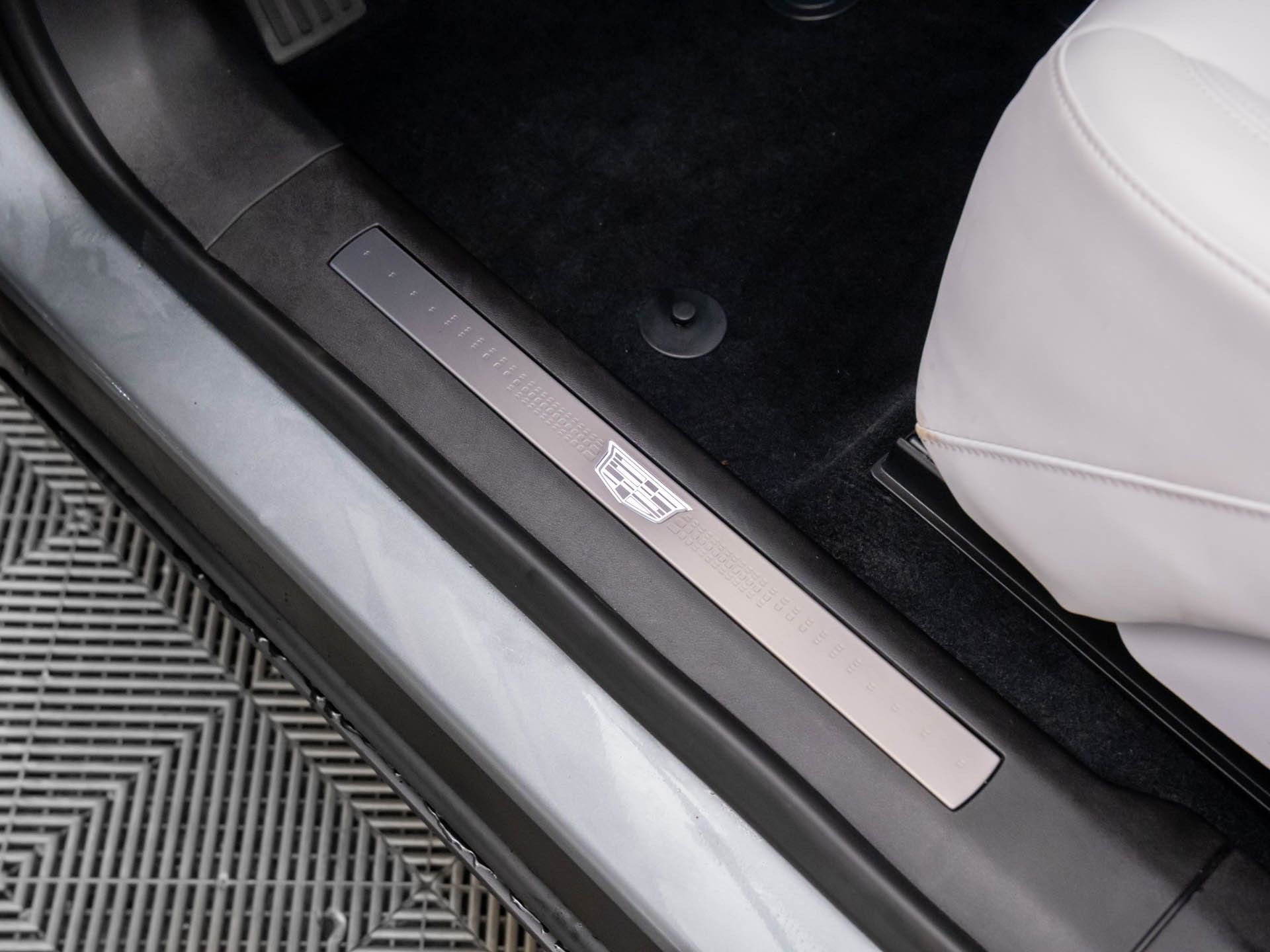 New 2026 Cadillac Optiq Luxury 1 image 17