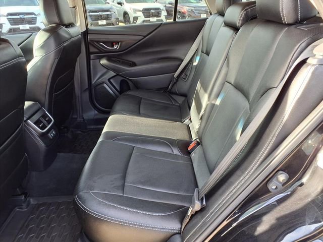 Used 2022 Subaru Outback Premium image 8