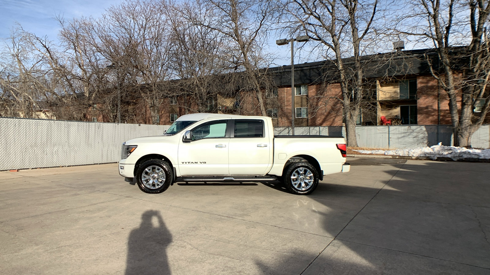 Used 2020 Nissan Titan SL w/ Moonroof Package image 2