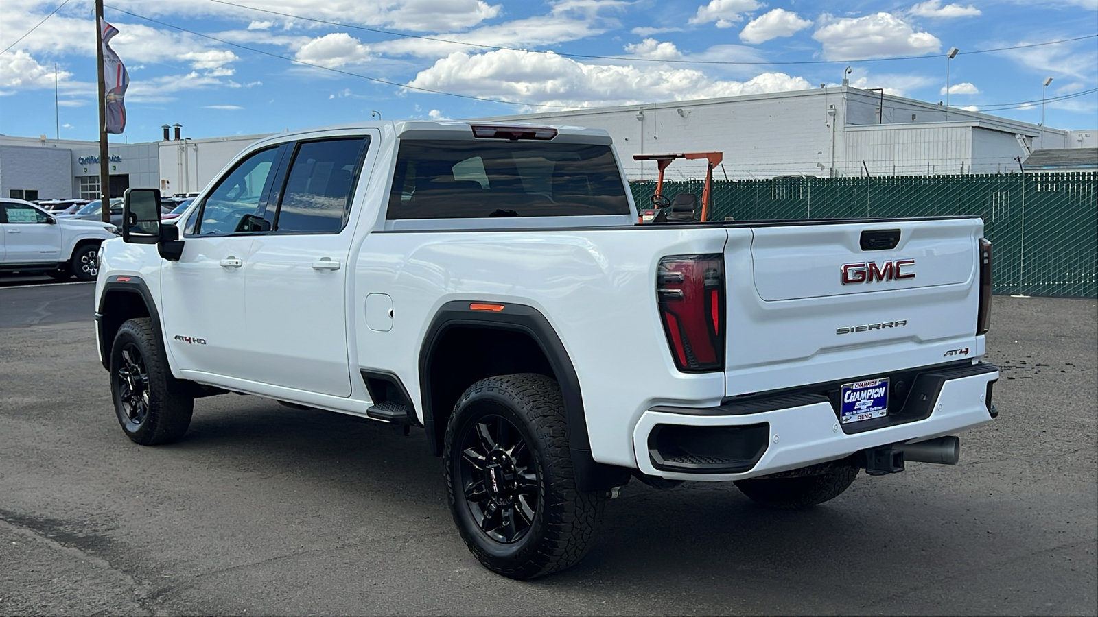 Certified 2025 GMC Sierra 2500 AT4 AWD/4WD image 8
