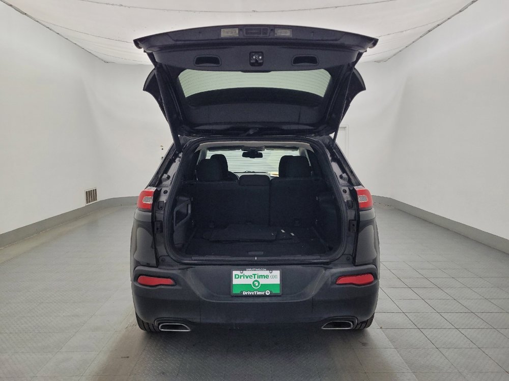 Used 2016 Jeep Cherokee Latitude w/ Comfort/Convenience Group image 29