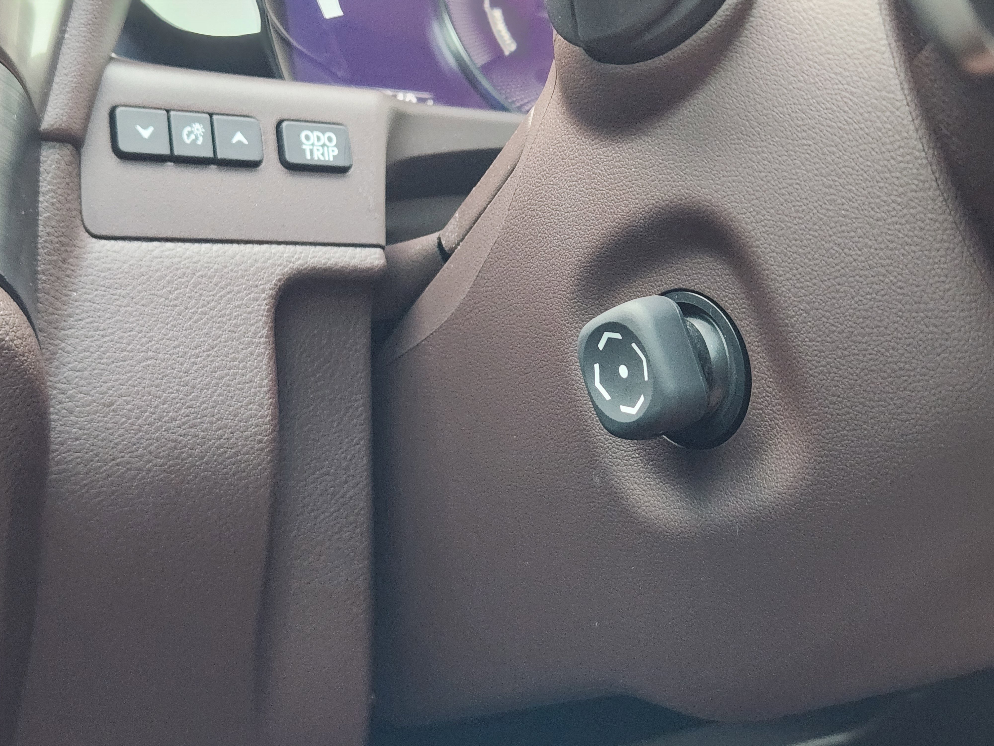 Used 2021 Lexus ES 300h w/ Premium Package image 29