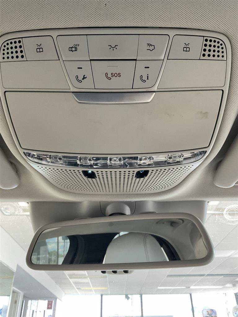 Used 2017 Mercedes-Benz C 300 4MATIC Sedan image 19