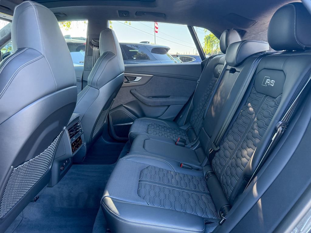 New 2026 Audi RS Q8 performance image 25