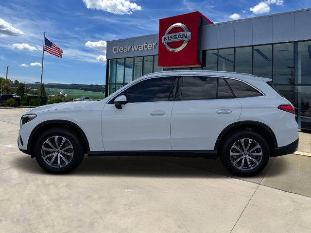 Used 2025 Mercedes-Benz GLC 300 4MATIC image 7