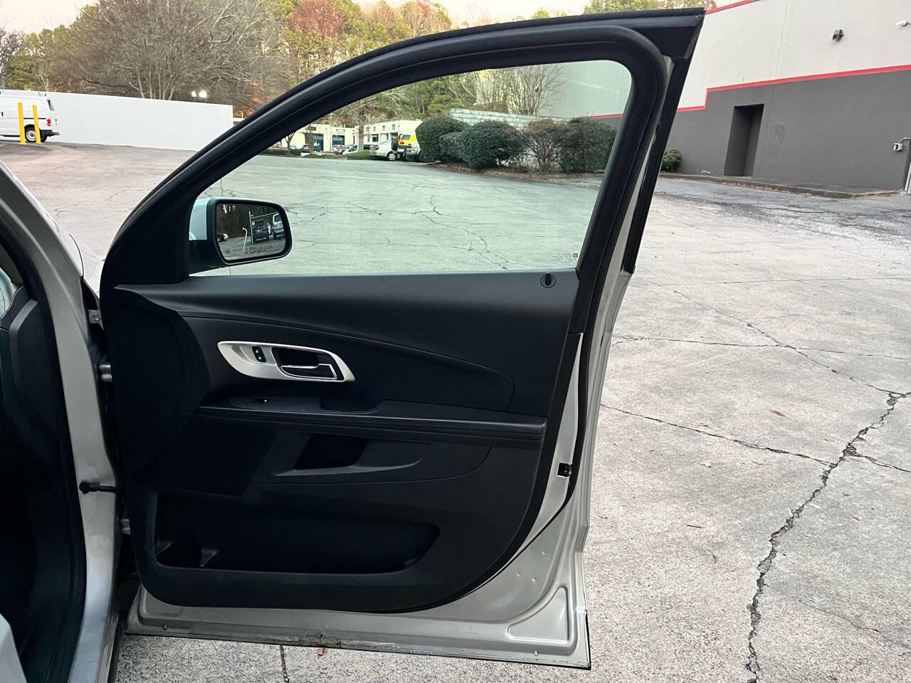 Used 2016 Chevrolet Equinox LT image 35