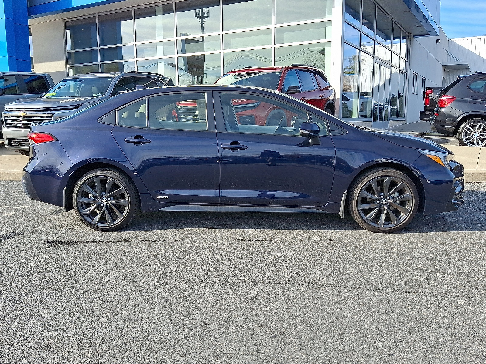 Used 2025 Toyota Corolla SE image 7