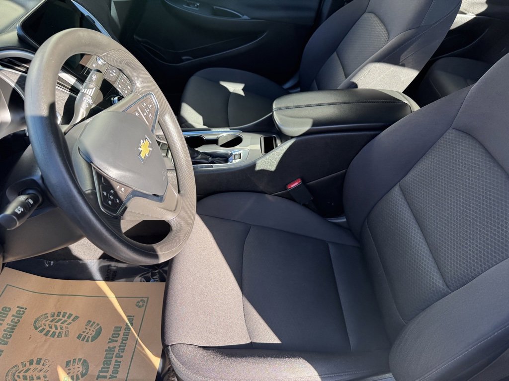 Used 2024 Chevrolet Malibu LT image 11