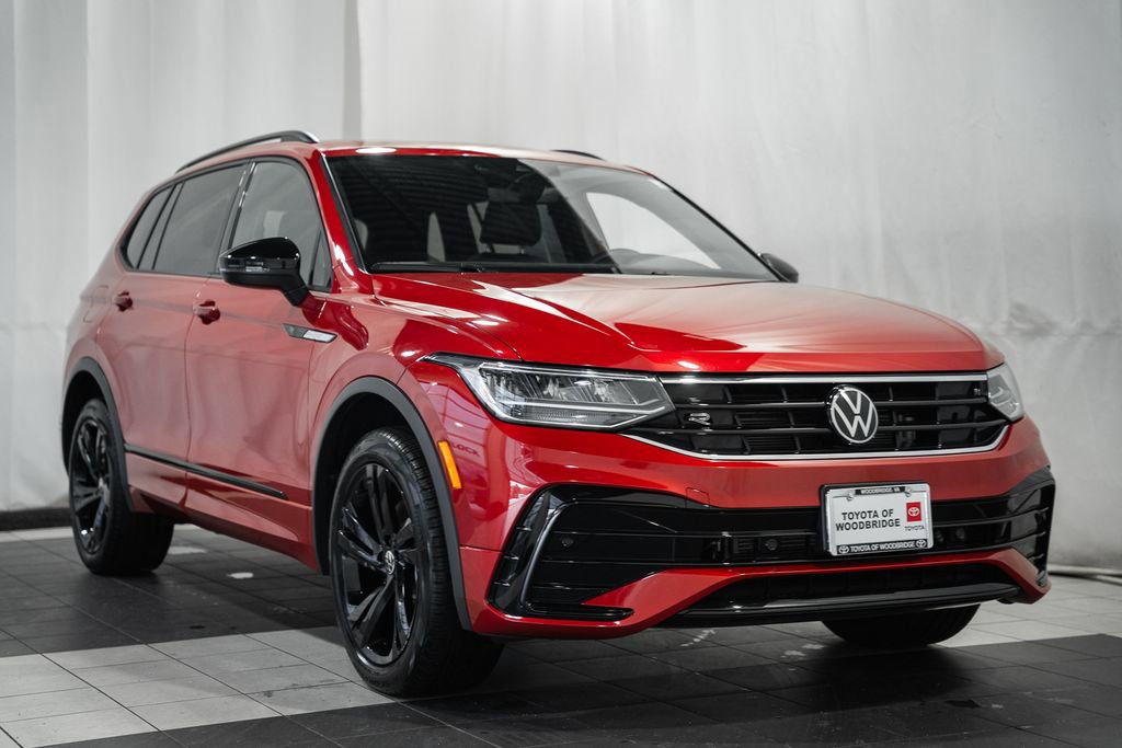 Used 2024 Volkswagen Tiguan SE R-Line