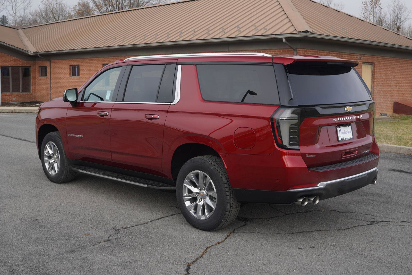 New 2026 Chevrolet Suburban Premier image 6