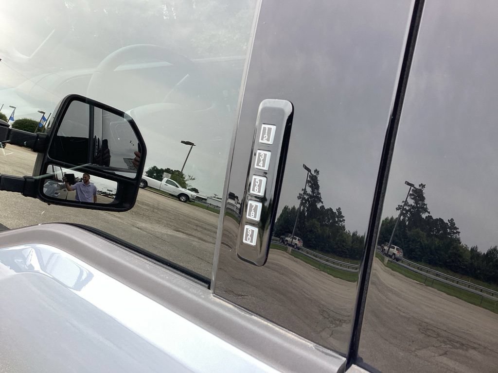New 2026 Ford F250 Lariat w/ Black Appearance Package AWD/4WD image 23