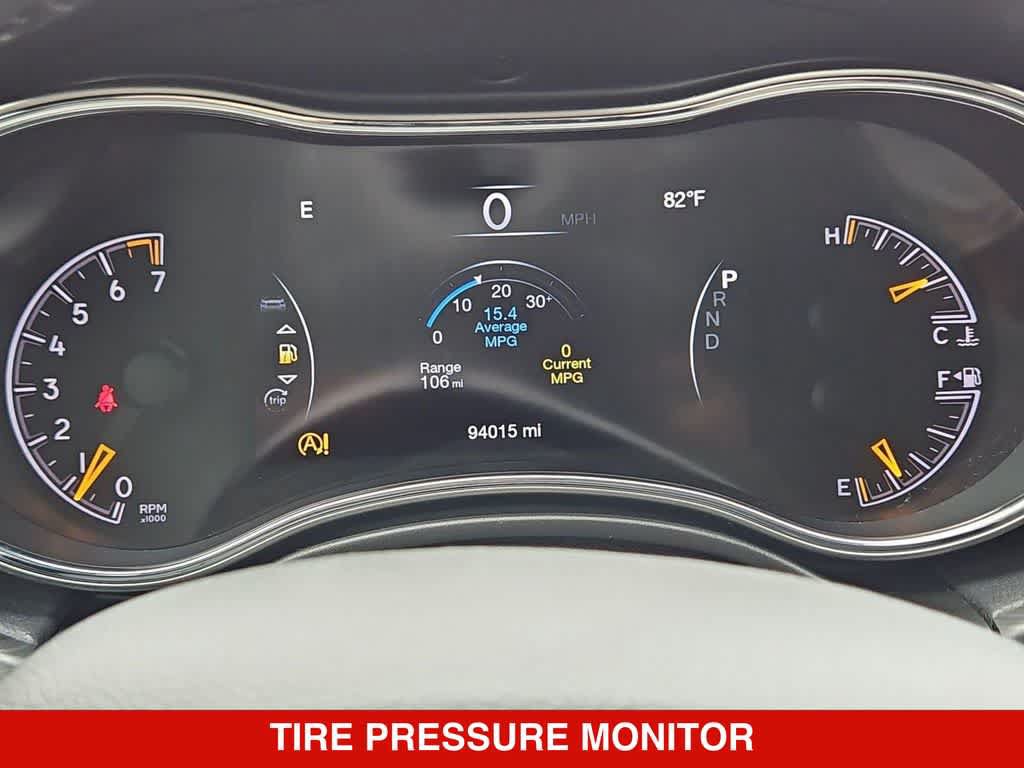 Used 2022 Jeep Grand Cherokee Laredo X RWD image 32