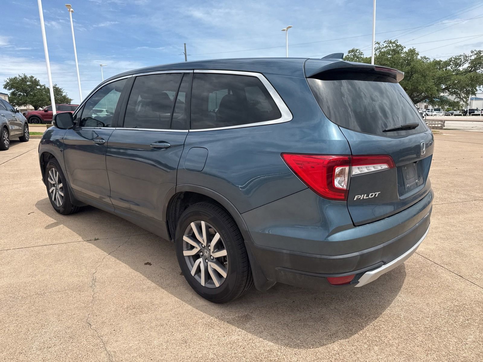 Used 2019 Honda Pilot EX-L image 4