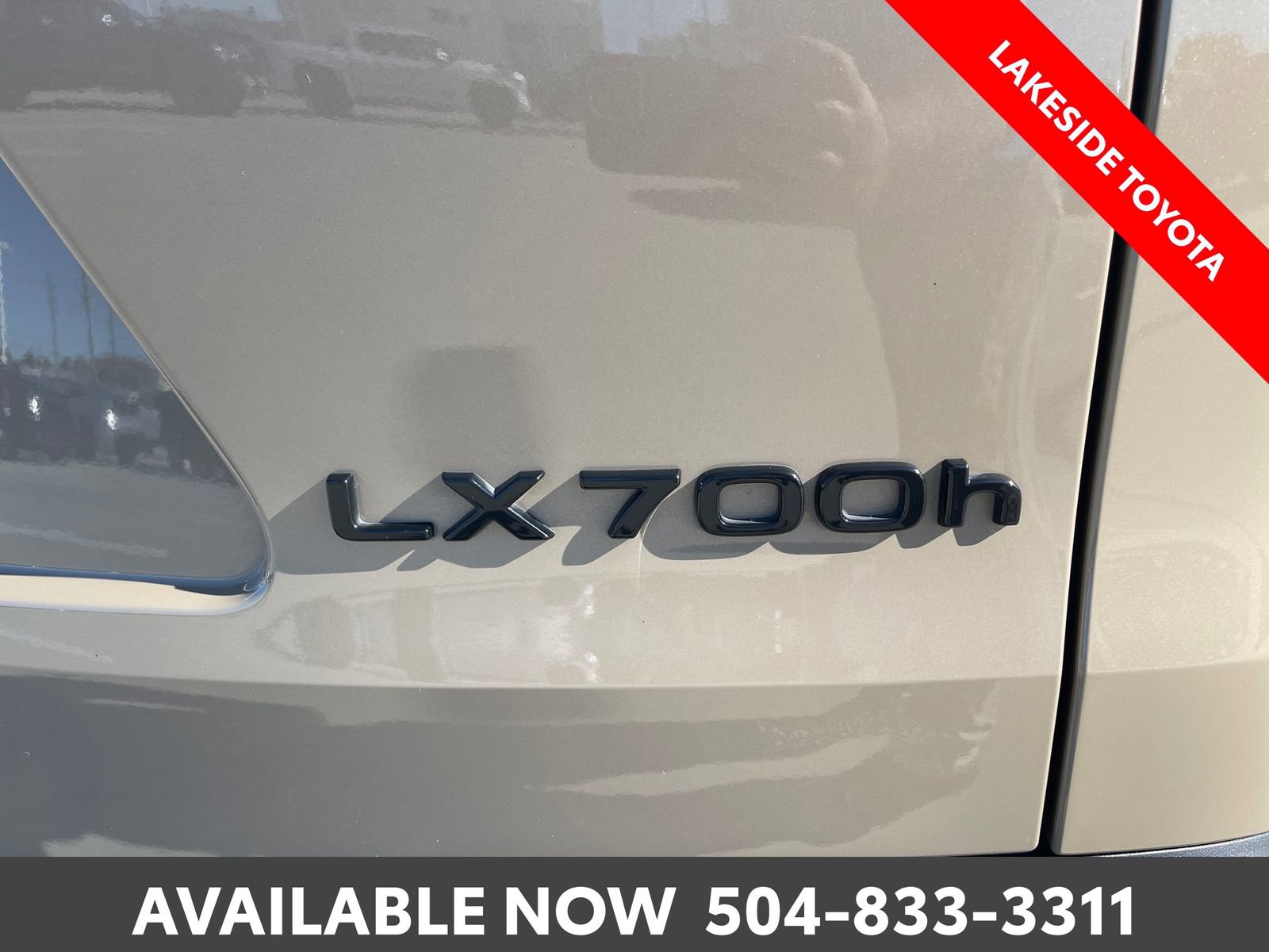 Used 2025 Lexus LX 700h Overtrail AWD/4WD image 10