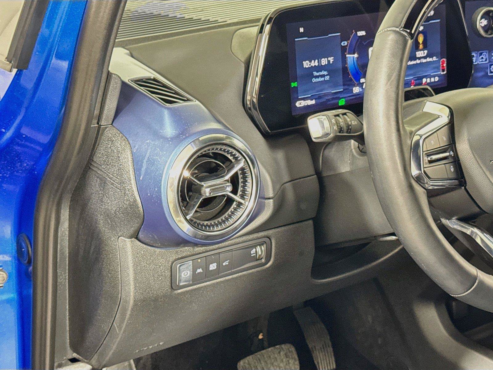 Certified 2024 Chevrolet Equinox EV LT w/ Active Safety Package 3 FWD image 8