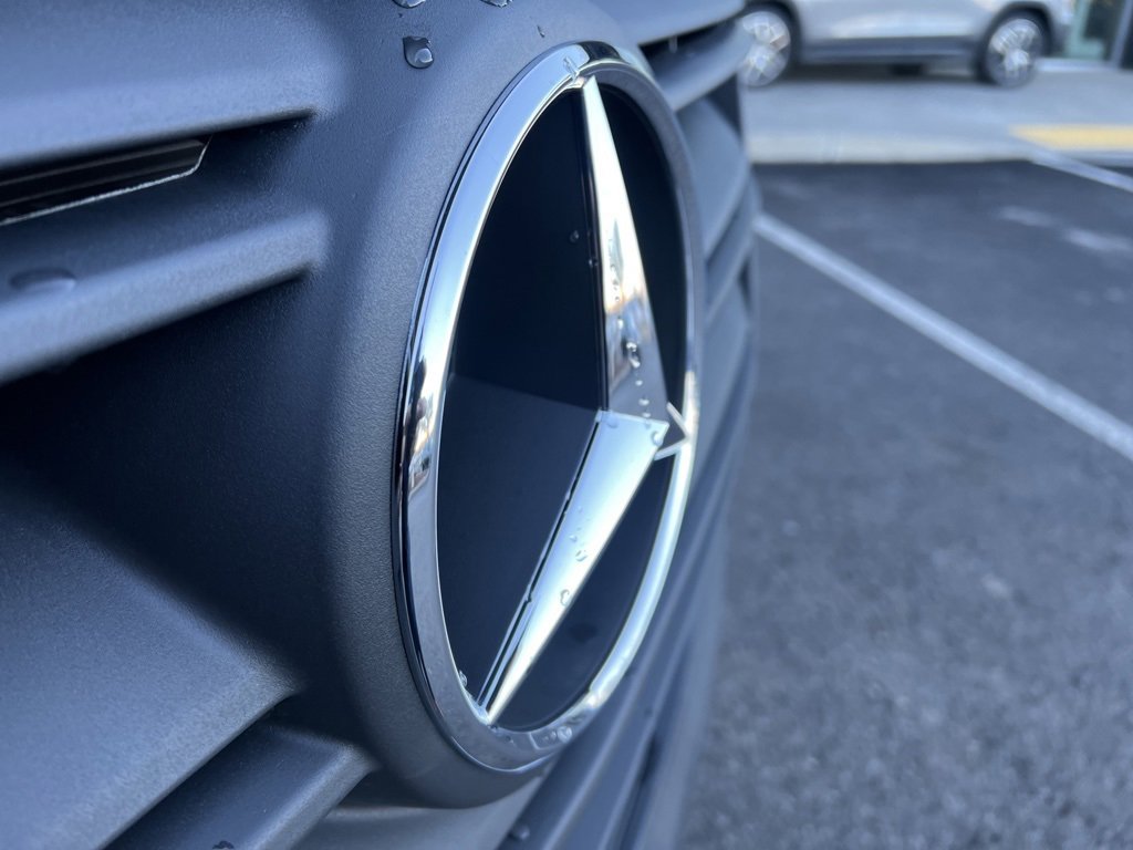 Used 2024 Mercedes-Benz Sprinter 3500 image 11