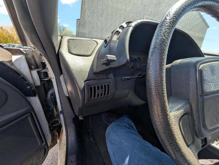 Used 1992 Chrysler LeBaron Convertible FWD image 36