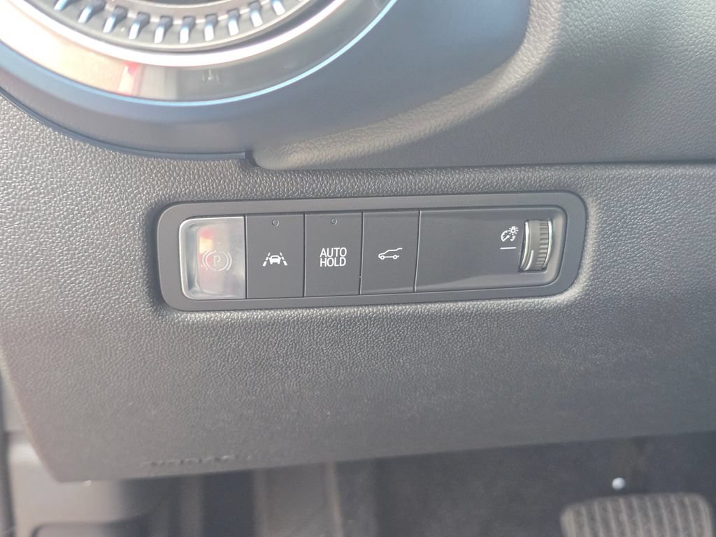 Used 2025 Chevrolet Equinox EV LT w/ Convenience Package FWD image 23