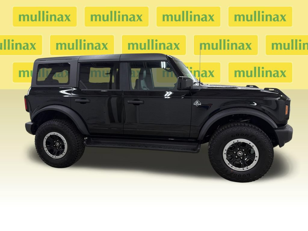 New 2026 Ford Bronco Outer Banks w/ Sasquatch Package AWD/4WD image 2