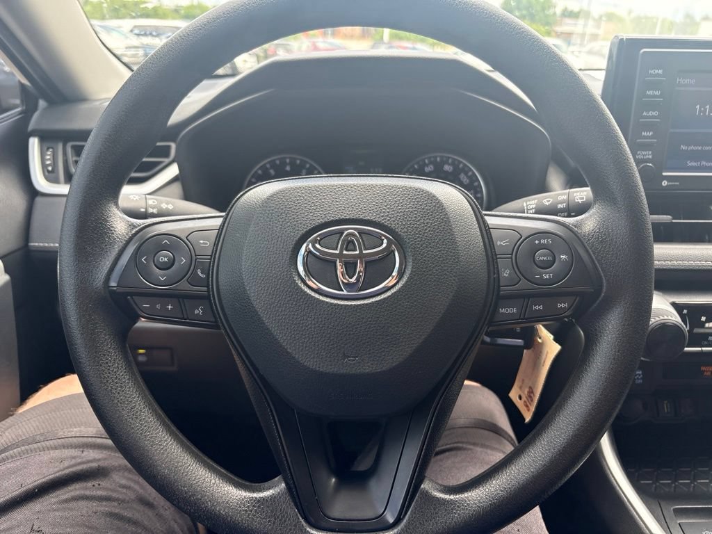 Used 2022 Toyota RAV4 LE w/ Carpet Mat Package (TMS) AWD/4WD image 13
