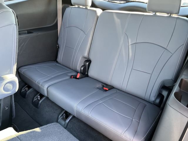 Used 2024 Buick Enclave Essence w/ Technology Package image 26