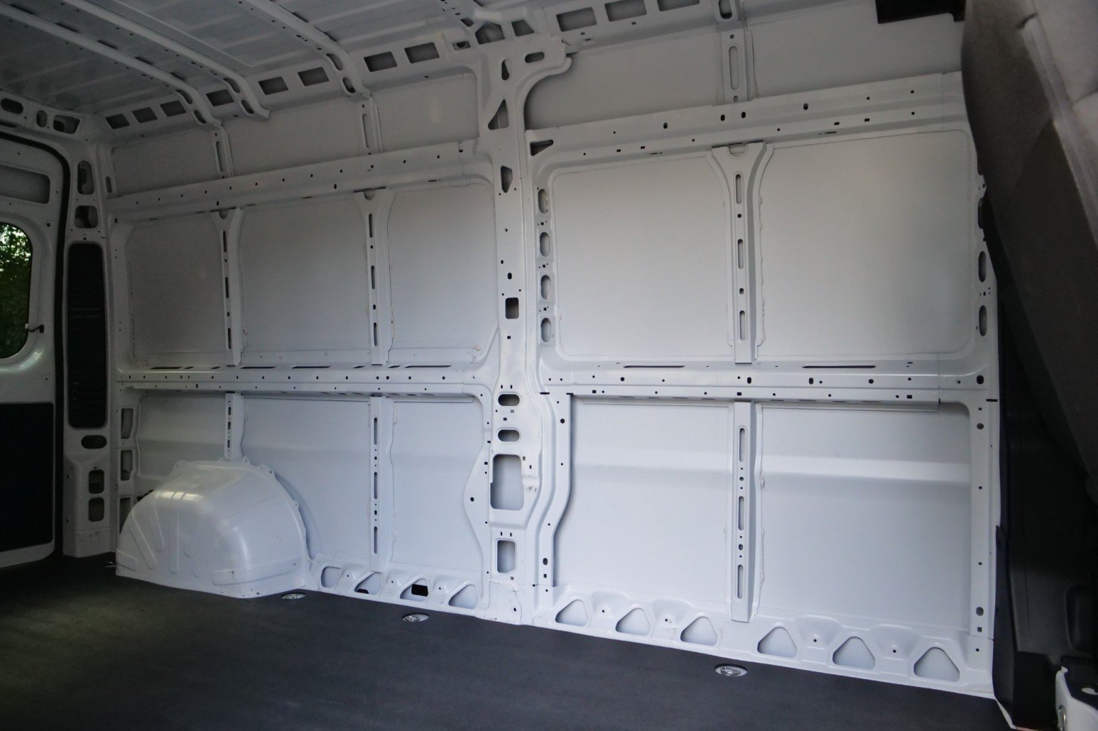 Used 2024 RAM ProMaster 2500 FWD image 26