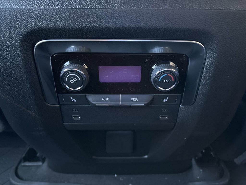 New 2026 Chevrolet Suburban RST w/ RST Capability Package image 21