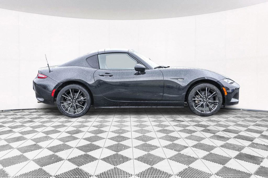 Used 2024 MAZDA MX-5 Miata RF Grand Touring RWD image 10