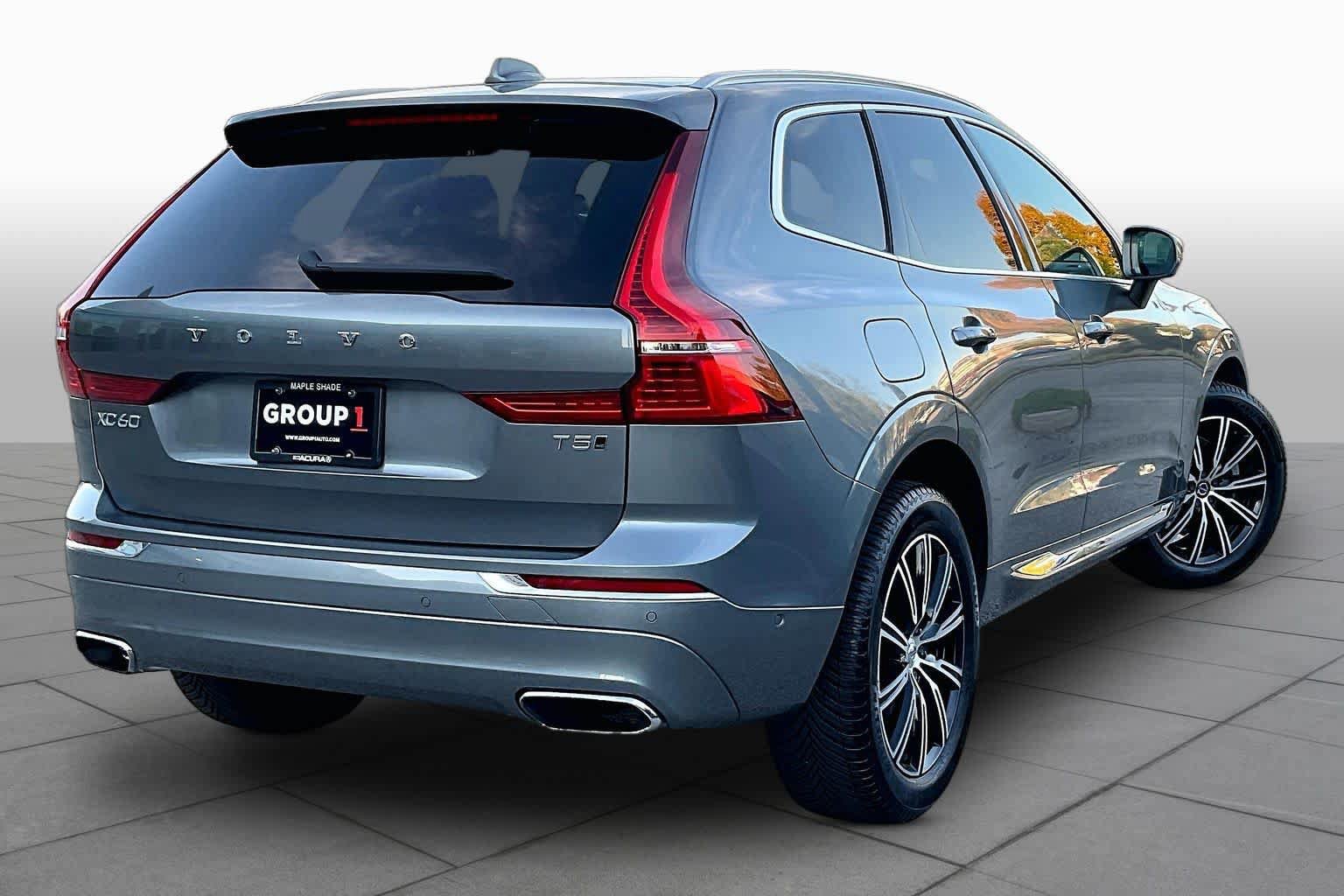 Used 2021 Volvo XC60 T5 Inscription w/ Protection Package AWD/4WD image 12