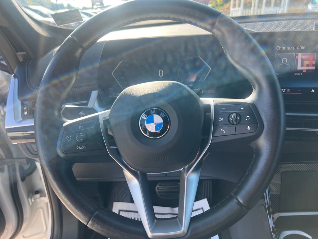 Used 2025 BMW X1 xDrive28i image 14