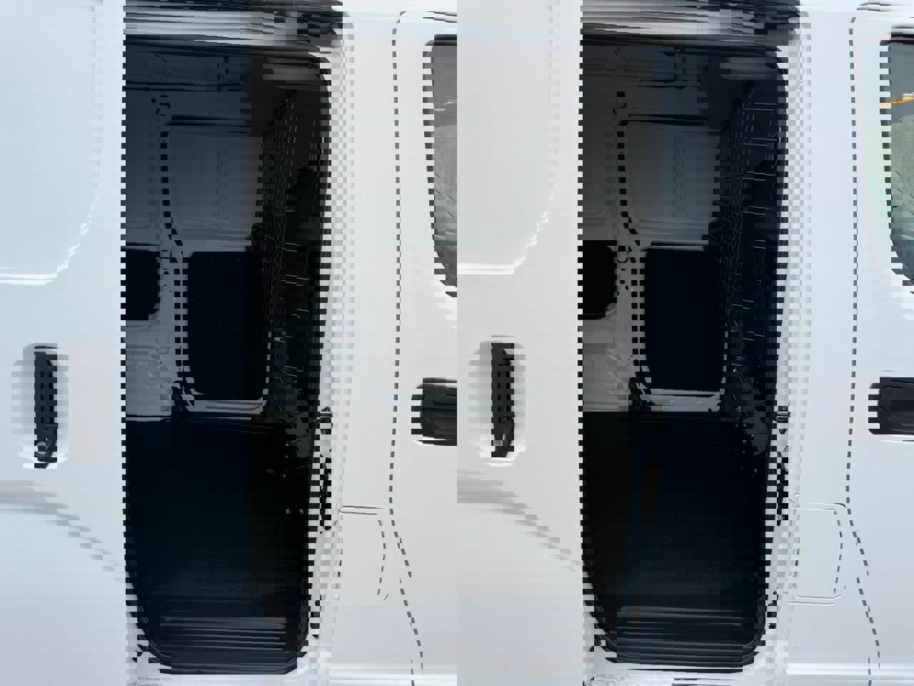 Used 2021 Nissan NV200 SV w/ Back Door Glass Package image 26