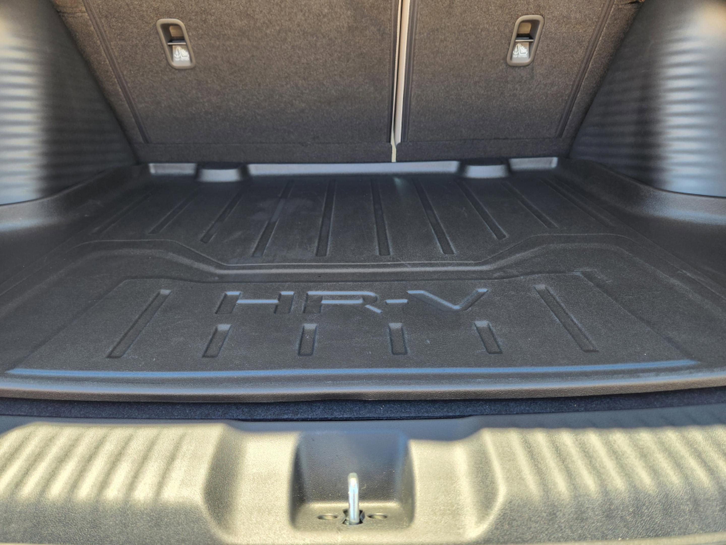 Certified 2026 Honda HR-V LX image 31