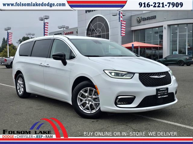 Certified 2024 Chrysler Pacifica Touring-L