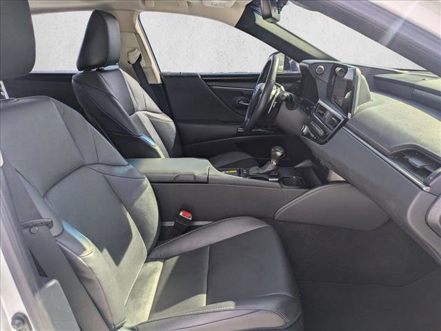 Used 2024 Lexus ES 300h w/ Premium Package FWD image 20