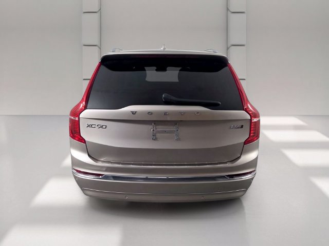 Used 2023 Volvo XC90 B6 Plus w/ Protection Package Premier AWD/4WD image 5