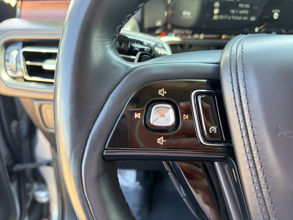 Used 2022 Lincoln Aviator Reserve RWD image 17