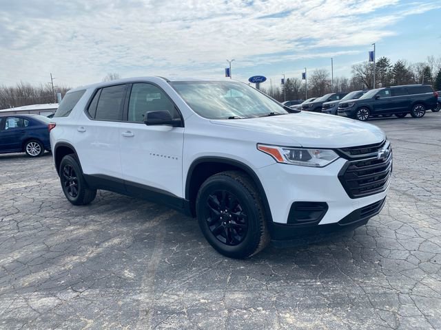 Used 2021 Chevrolet Traverse LS w/ LPO, Floor Liner Package FWD image 11